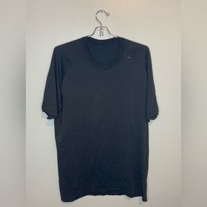 Lululemon Men’s Metal Vent Tech T-Shirt Size Large